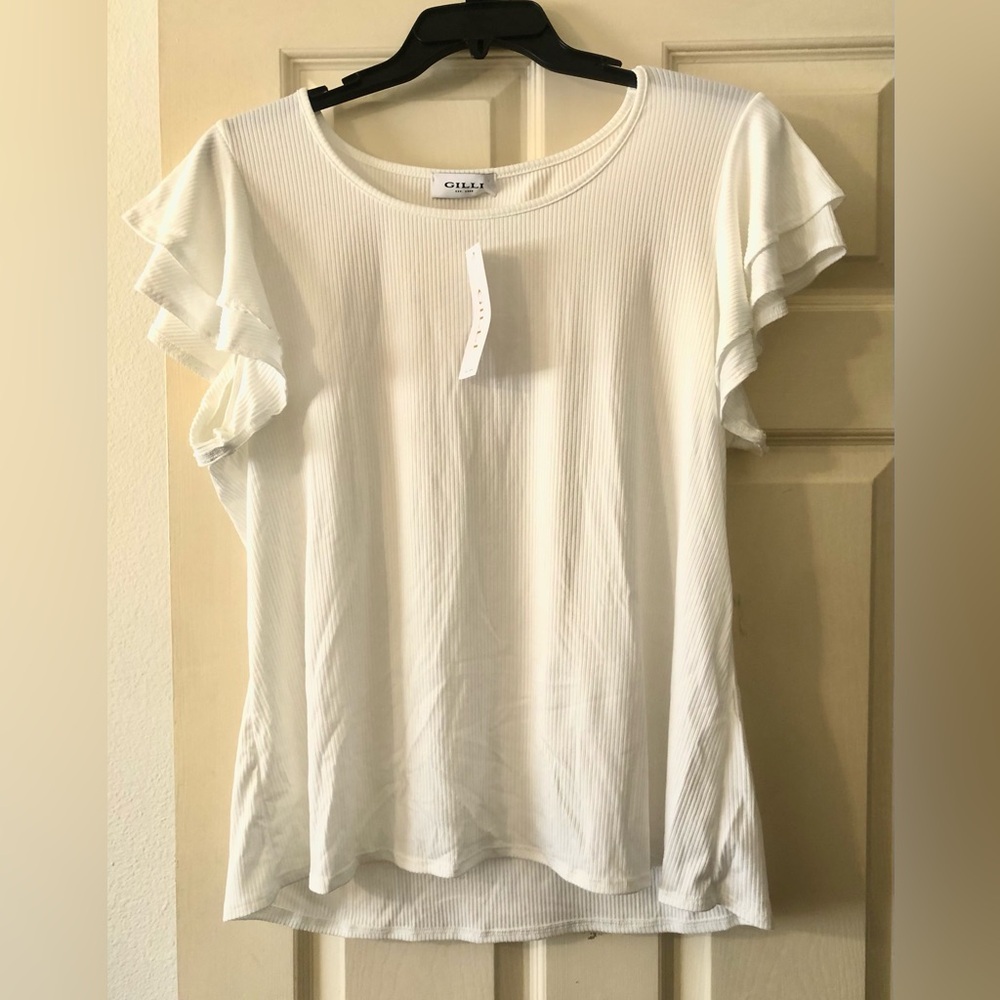 Gilli White Ribbed Flutter Sleeve Tee